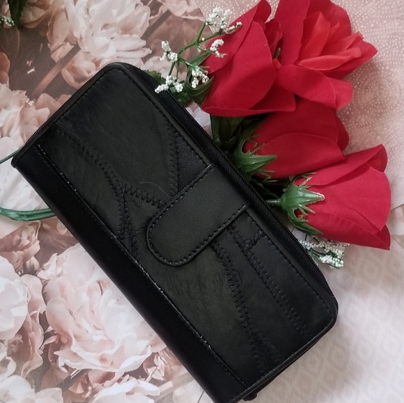 Genuine Leather Black Trifold clutch with removab - Picture 2 of 8